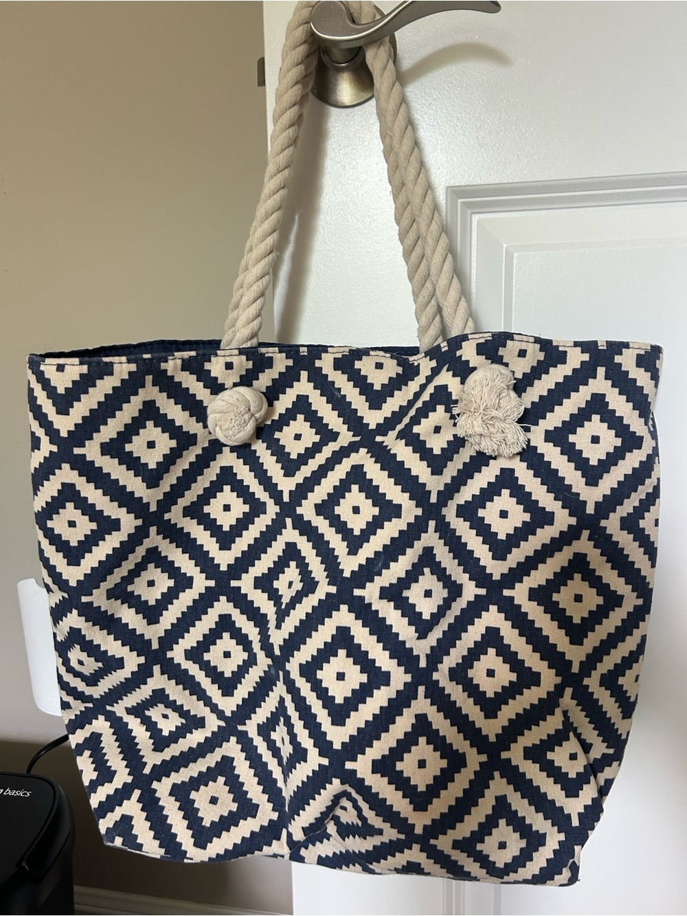summer & rose Diamond-Pattern Rope Tote - Navy & Cream - Picture 3 of 6